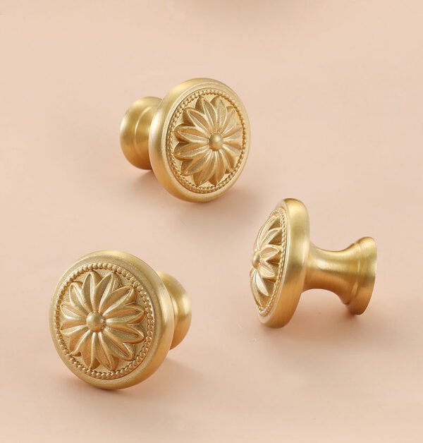 Antique Brass Door Knobs Cabinet Hardware - Image 7